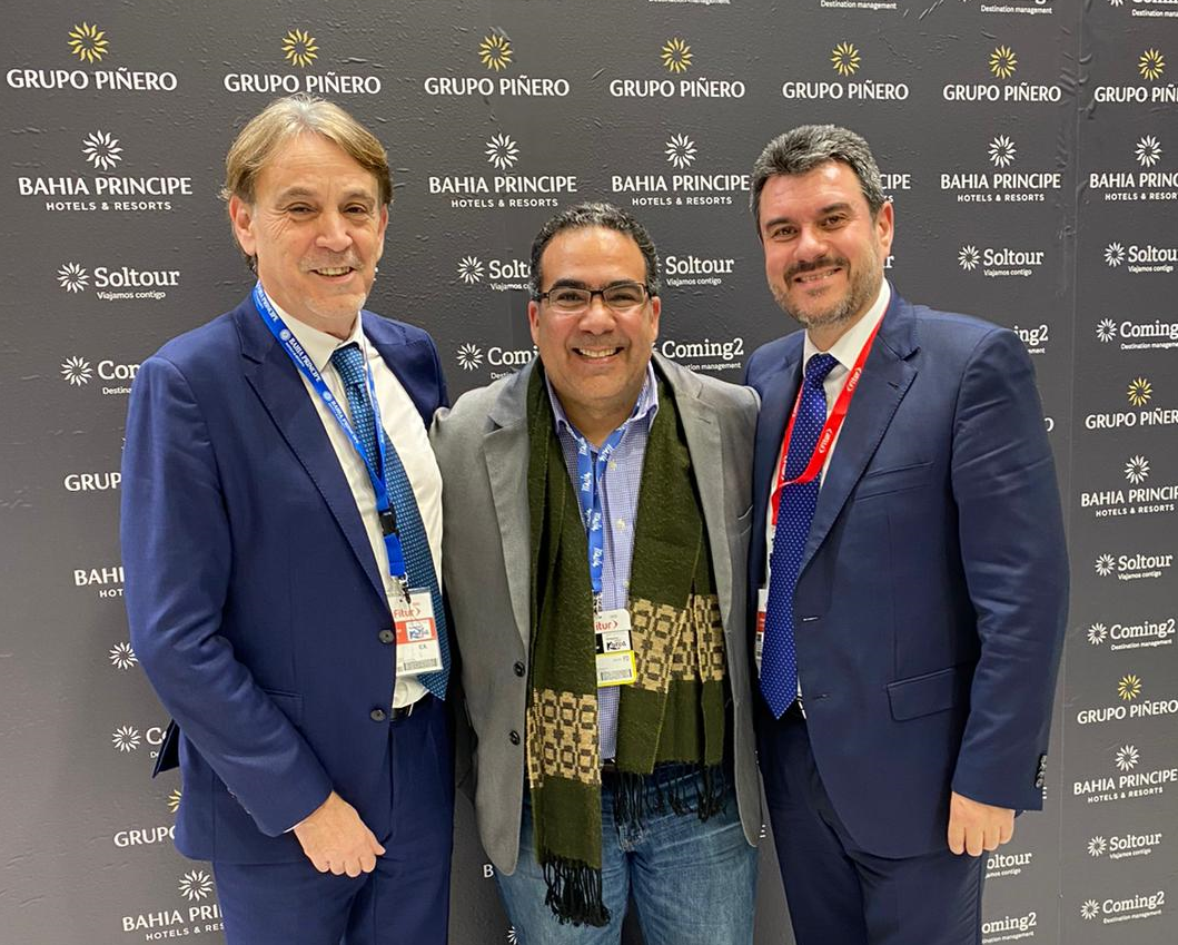 Participation of Mr. Raymi Mejía in Fitur with hotel executives, Juan Carlos Ramos and Jose Maria Mayans.